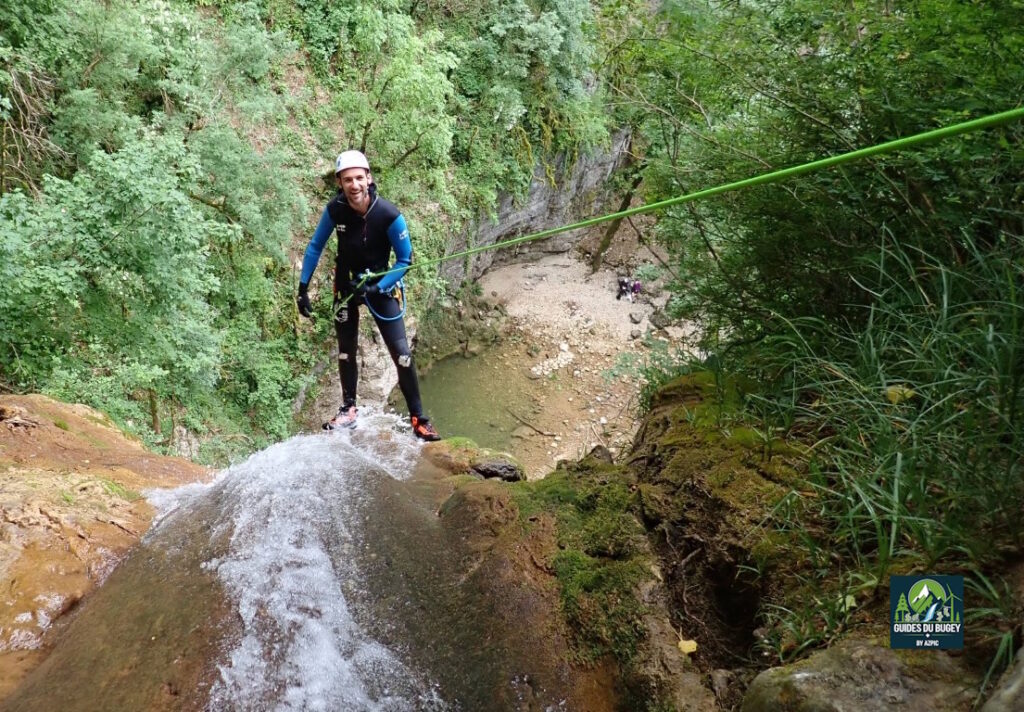 rappel canyoning cascade fouge